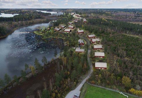 Illustration från planbeskrivningen som visar möjlig bebyggelse vid Mjusjön. Sweco 2025.