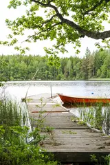 Brygga och båt.