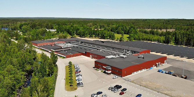 Företagets huvudbyggnad från utsidan.